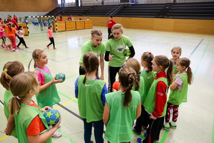 Anna-Marie und Lea Sind Spielerinnen unser Landesliga B-Jugend, Sie wurden beide von Ihrer Schule freigestellt